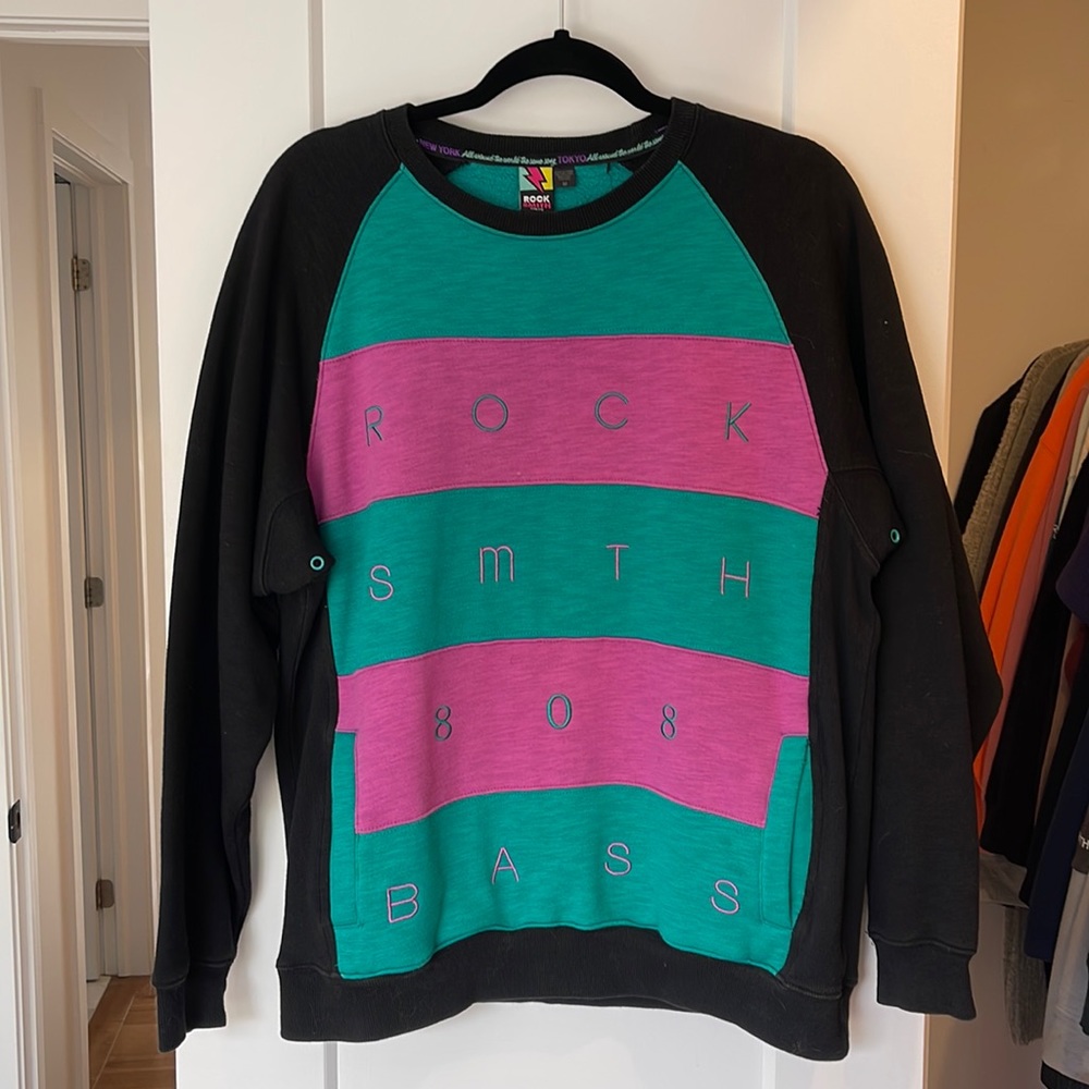 ROCKSMITH 808 Bass Retro Crewneck